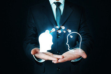 《热血传奇》战士、法师、道士英雄血量是多少？